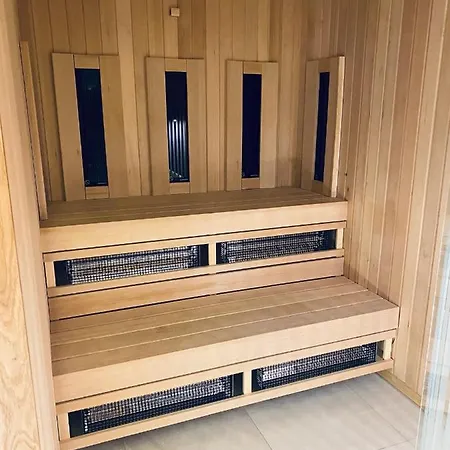 Blekitna Zatoka Z Sauna 아파트 푸크